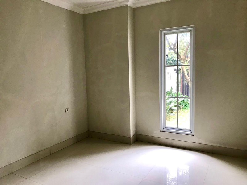 Di jual Rumah Lokasi Strategis di Jl. Panglima Polim, Melawai, Kebayoran Baru, Jakarta Selatan - Exclusive