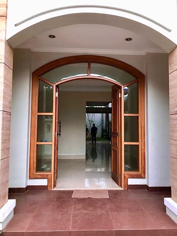 Di jual Rumah Lokasi Strategis di Jl. Panglima Polim, Melawai, Kebayoran Baru, Jakarta Selatan - Exclusive