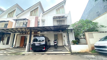 Rumah cantik siap huni dalam perumahan di Ciputat 