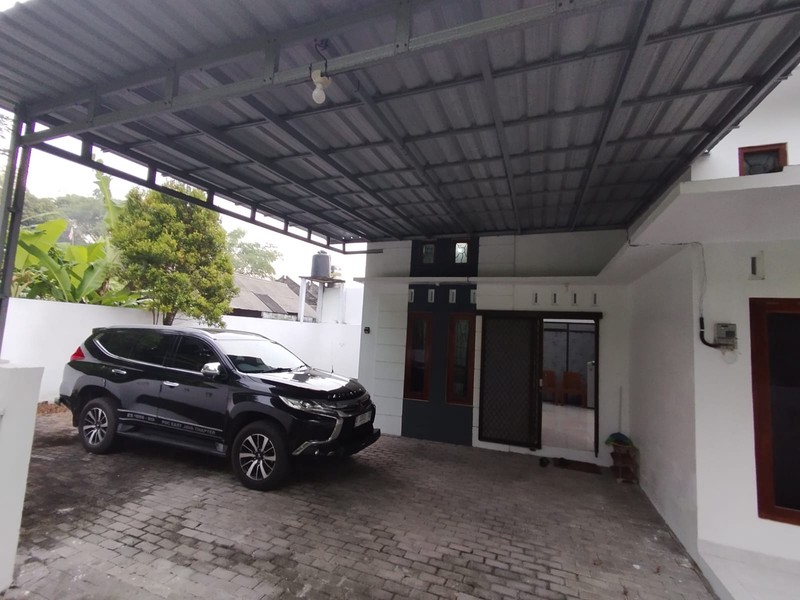 Rumah Semi Furnish dalam Perumahan Lokasi Dekat Kampus UMY - Kasihan Bantul 