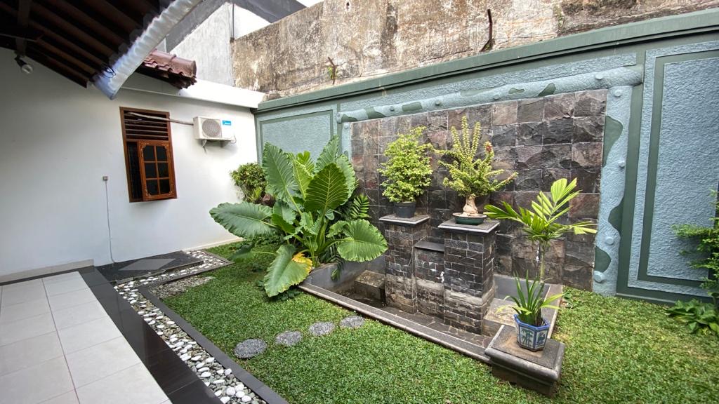 FOR RENT BEAUTIFUL & BIG HOUSE AT AMPERA, JAKARTA SELATAN