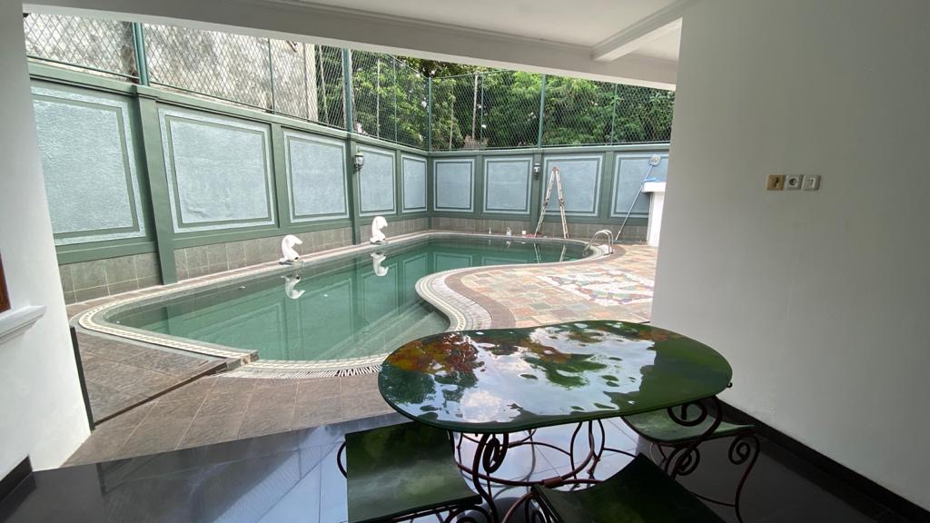 FOR RENT BEAUTIFUL & BIG HOUSE AT AMPERA, JAKARTA SELATAN