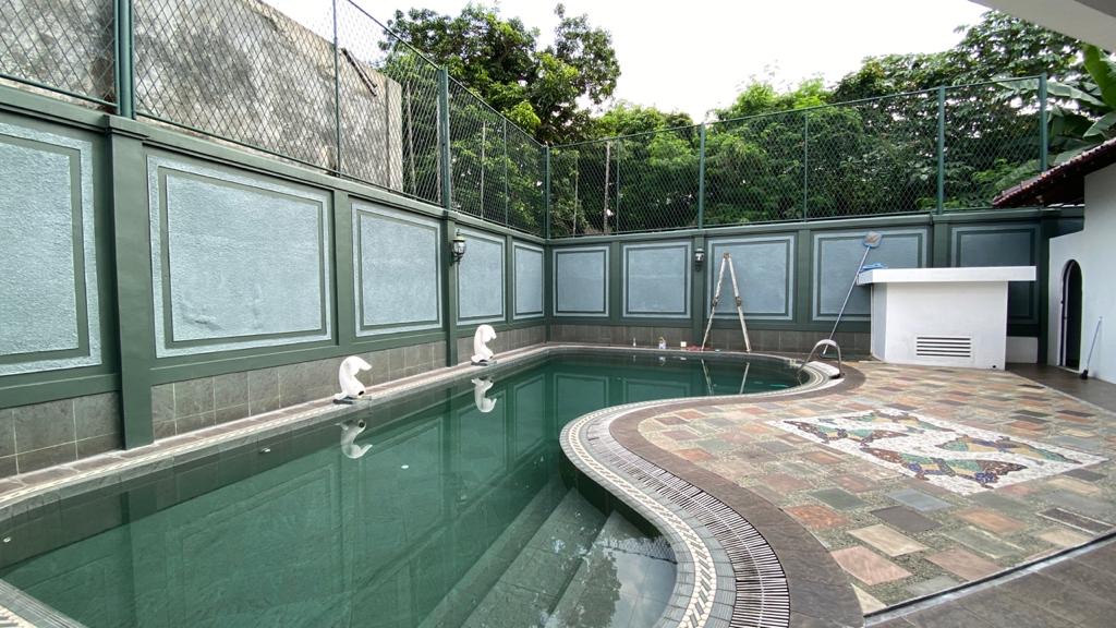 FOR RENT BEAUTIFUL & BIG HOUSE AT AMPERA, JAKARTA SELATAN