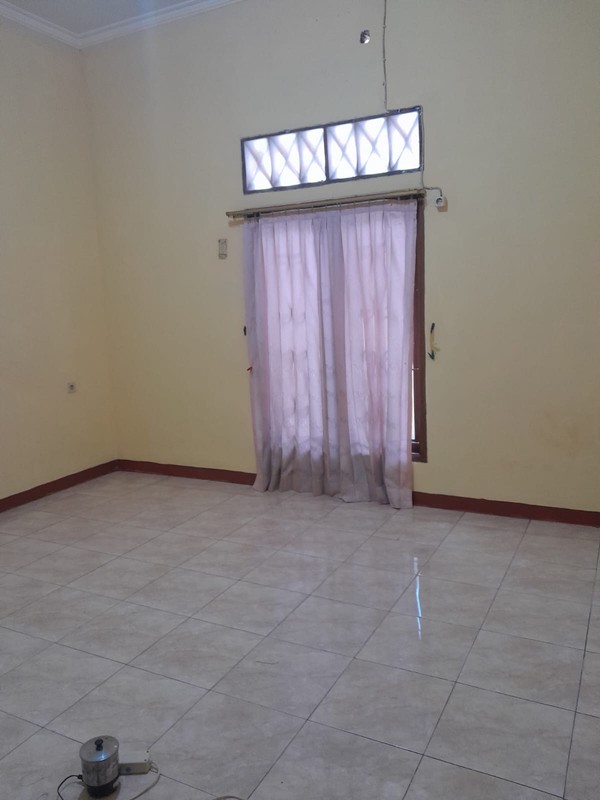 Rumah Siap Huni Perumahan Roda Kencana Pondok Gede, Dekat tol Cikunir dan Lrt Cikunir