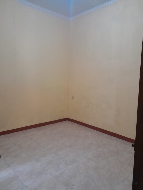 Rumah Siap Huni Perumahan Roda Kencana Pondok Gede, Dekat tol Cikunir dan Lrt Cikunir