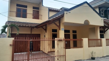 Rumah Siap Huni Perumahan Roda Kencana Pondok Gede, Dekat tol Cikunir dan Lrt Cikunir