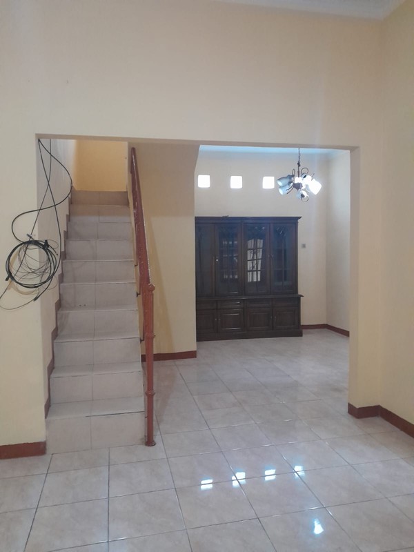 Rumah Siap Huni Perumahan Roda Kencana Pondok Gede, Dekat tol Cikunir dan Lrt Cikunir