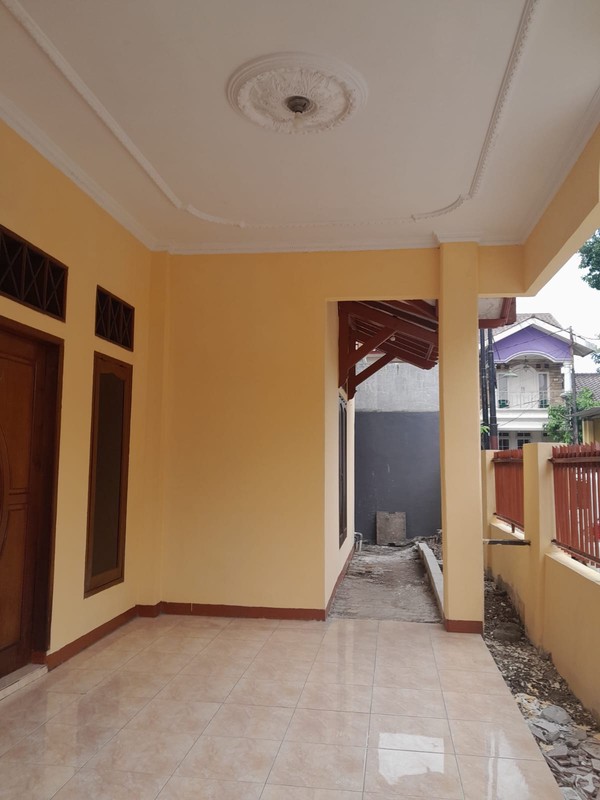 Rumah Siap Huni Perumahan Roda Kencana Pondok Gede, Dekat tol Cikunir dan Lrt Cikunir