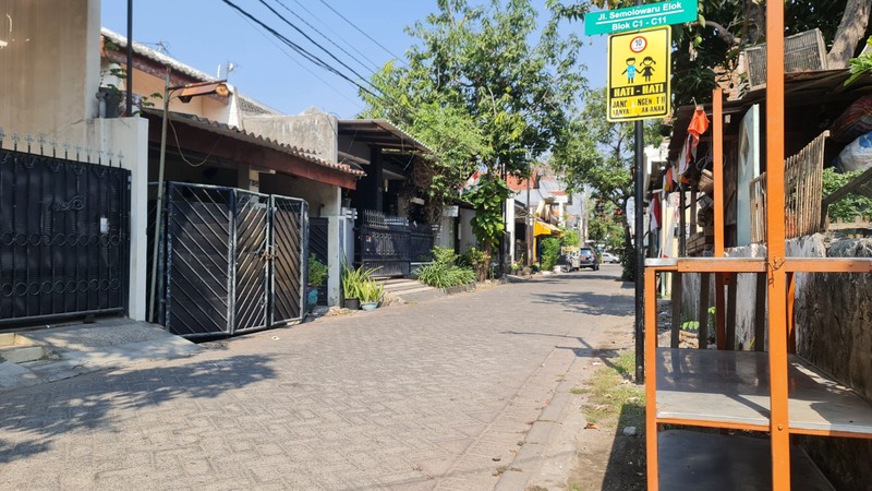 TURUN HARGA DARI 1 M JADI 800 JT (NEGO) - RUMAH STRATEGIS SEMOLOWARU ELOK