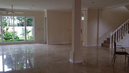 for rent Bright, Modern and stylish house in Kebayoran Baru