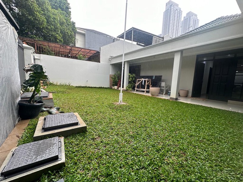 NEW HOUSE FOR RENT IN SENOPATI AREA