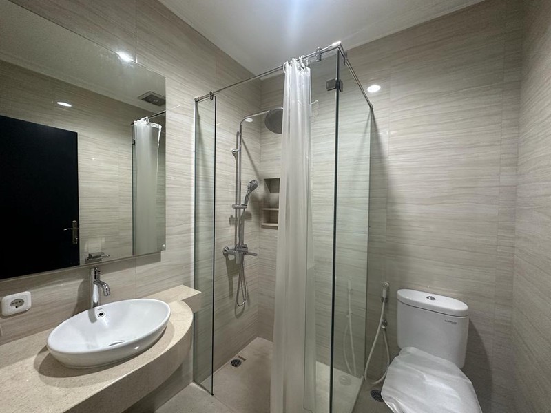 NEW HOUSE FOR RENT IN SENOPATI AREA