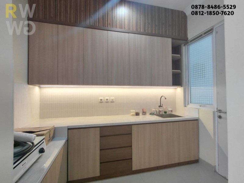 Rumah Disewakan di Grand Wisata Cluster Water Spring - 2 Lantai, Fully Furnished, Lokasi Strategis