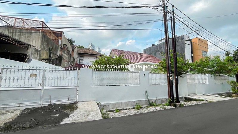 Rumah Sewa Lokasi Elite Jl. Citayam II No. 03 