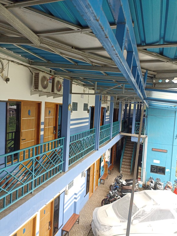 2003 Dijual Guest House Usaha Laundry dan minimart aktif Lokasi di Kotaanyar Paiton Probolinggo