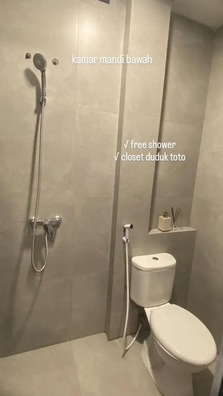 rumah baru modern siap huni surabaya timur jawa timur