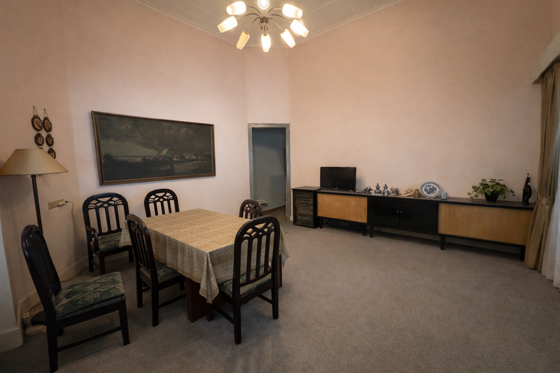 DIJUAL RUMAH ART DECO 1930-AN DI MENTENG - AUTHENTIC HERITAGE, HOOK, LAHAN 720 m²