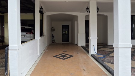 Rumah siap huni di Legenda Wisata