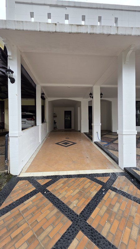 Rumah siap huni di Legenda Wisata