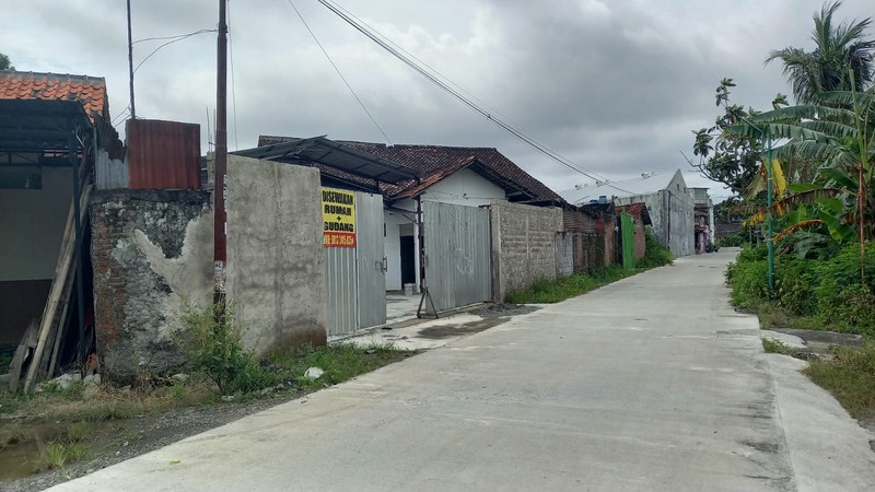 Disewakan Gudang Luas 750 Meter Persegi di Jl. Imogiri Timur KM 8,5 Lokasi Strategis & Akses Mudah, Wonokromo Pleret, Bantul