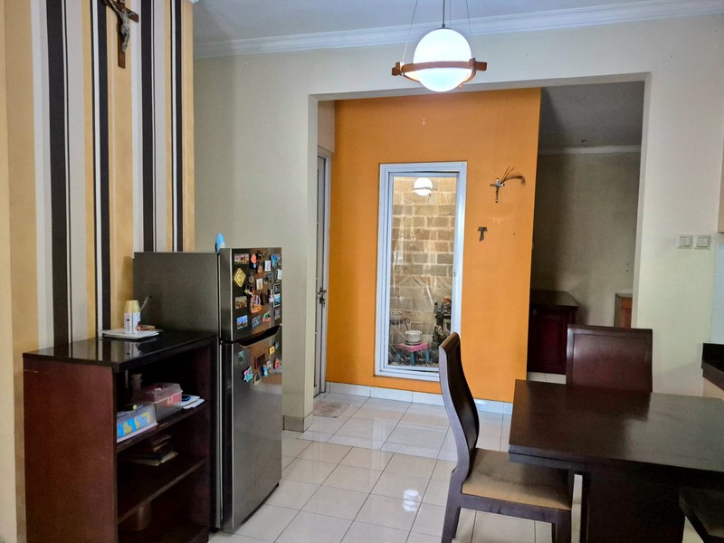 Rumah Murah Kota Wisata Dekat Penabur