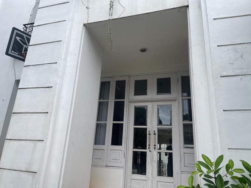 Rumah Disewa Strategis , aman , nyaman daerah elite Vila Cinere Mas