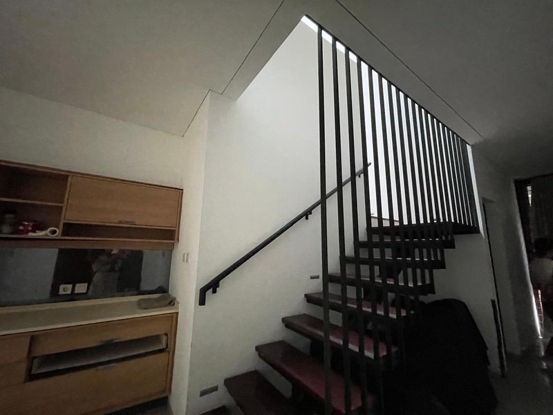 Rumah di SEWA - Stategis dan Aman di Pondok Indah