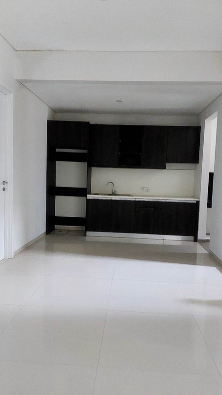 Rumah Bagus 2 Lantai, Bebas Banjir dalam Cluster di bintaro Sektor 9