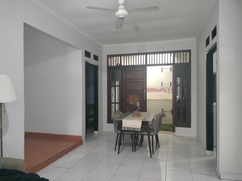 Rumah Nyaman dan siap huni di Perumahan Cibubur Villa 1 Jatisampurna Bekasi