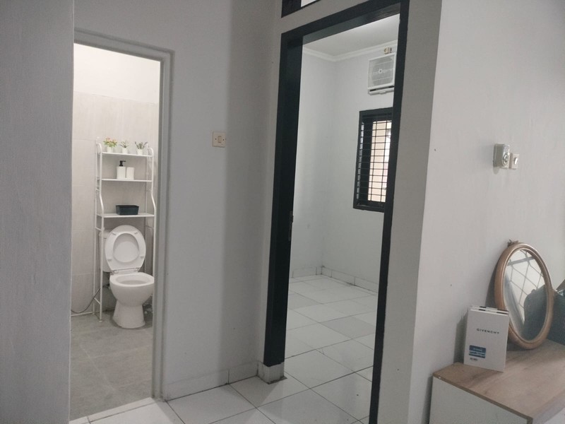 Rumah Nyaman dan siap huni di Perumahan Cibubur Villa 1 Jatisampurna Bekasi