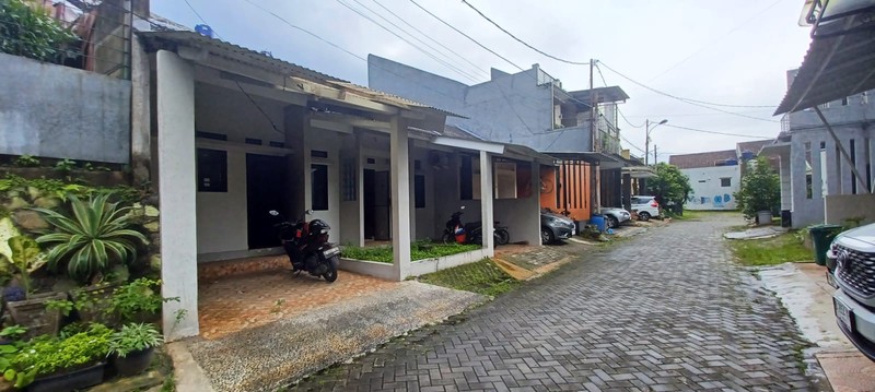 Rumah Nyaman dan siap huni di Perumahan Cibubur Villa 1 Jatisampurna Bekasi