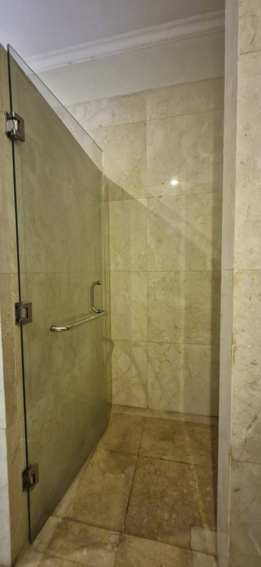 Best Deal!! Rumah Besar Luas Hoek - di Cluster Exclusive Kota Wisata  