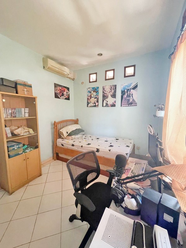 Rumah Asri Lingkungan Nyaman di Permata Cirendeu Ciputat