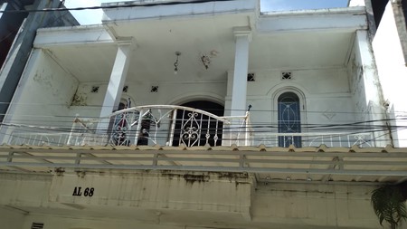 Rumah di Komplek Permata Biru di Cibiru Bandung