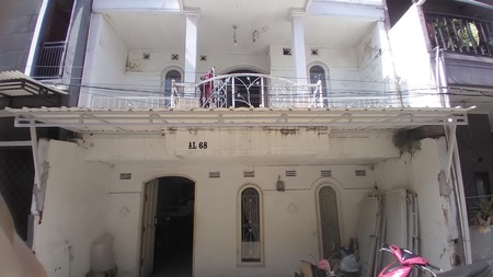 Rumah di Komplek Permata Biru di Cibiru Bandung