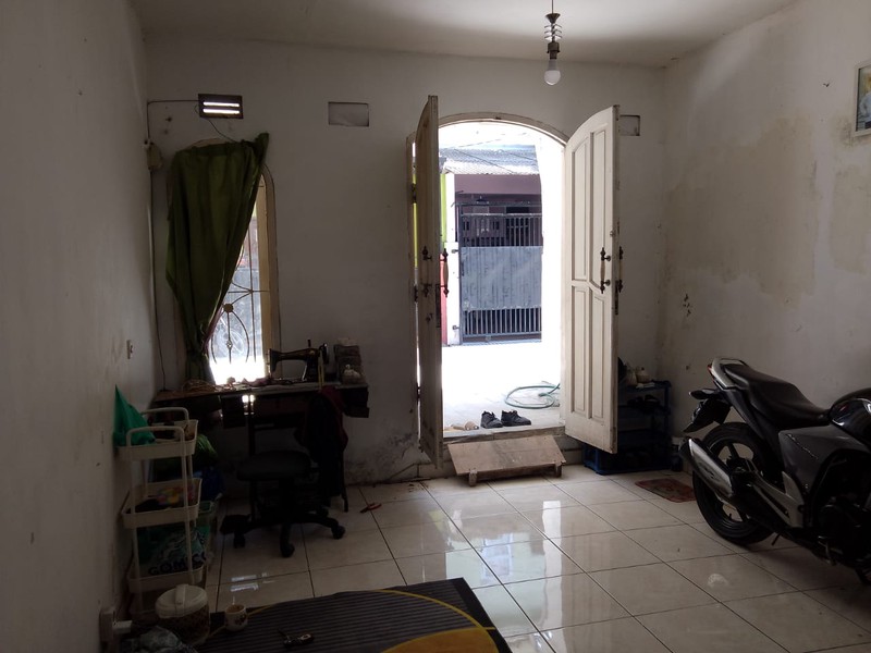 Rumah di Komplek Permata Biru di Cibiru Bandung