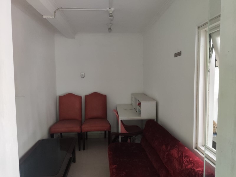 STRATEGIS! Rumah Luas di Mainroad Ciumbuleuit, Bandung!