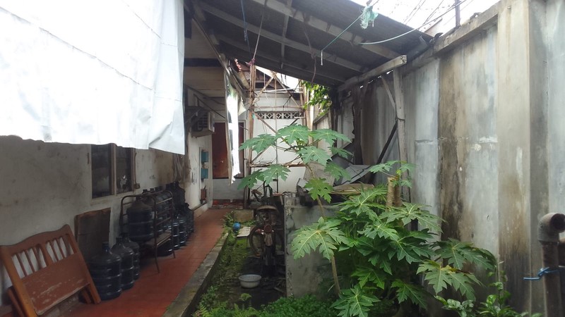 Bangunan Komersial Lahan Tanah 790 m2, Lokasi Ramai Usaha, Di Jalan Raya Bogor, Kramat Jati, Dijual Dibawah NJOP