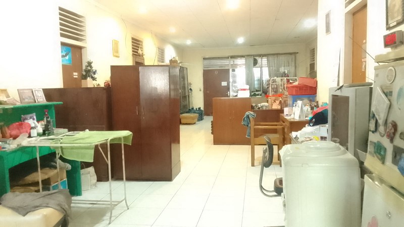 Bangunan Komersial Lahan Tanah 790 m2, Lokasi Ramai Usaha, Di Jalan Raya Bogor, Kramat Jati, Dijual Dibawah NJOP