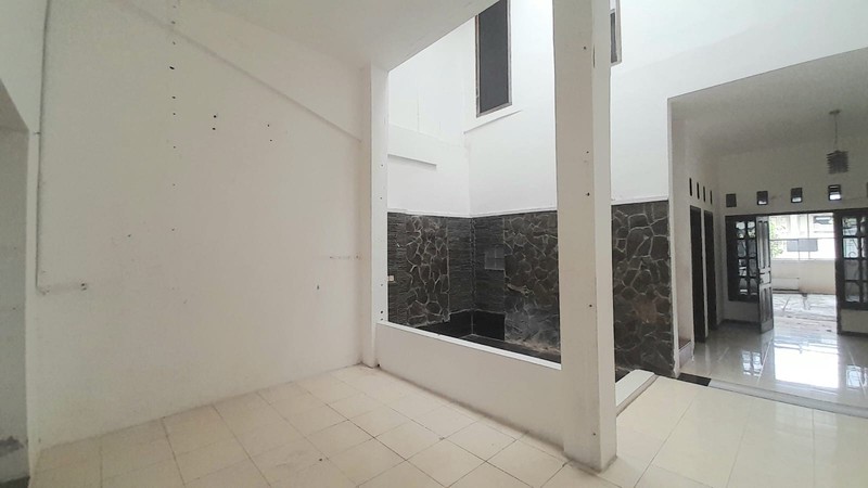 Disewakan Rumah Tinggal Lokasi Strategis di Lempongsari - Sariharjo Ngaglik Sleman 