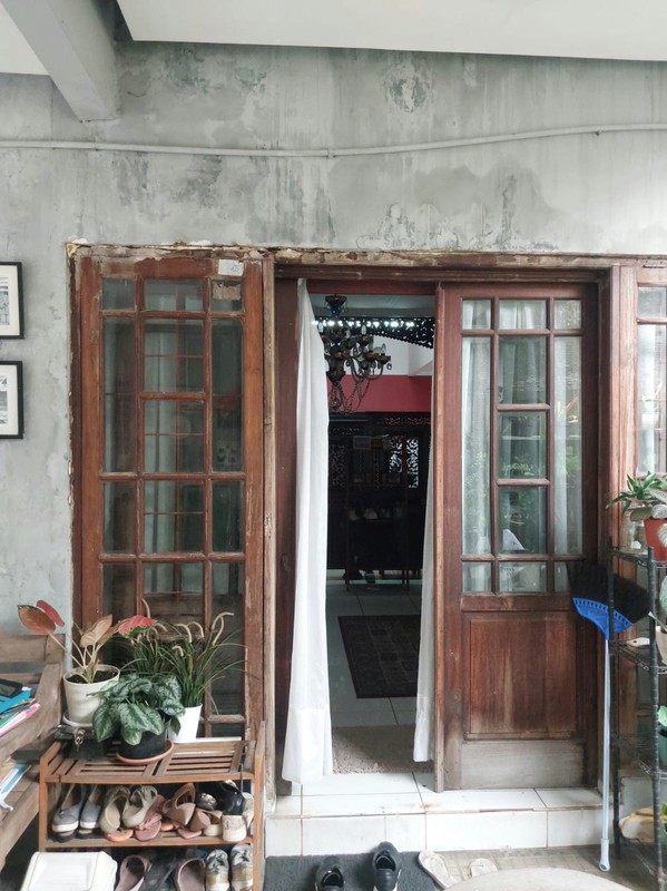 Dijual Rumah 2 Lt. Siap Huni Di Daerah Rempoa, Tangsel