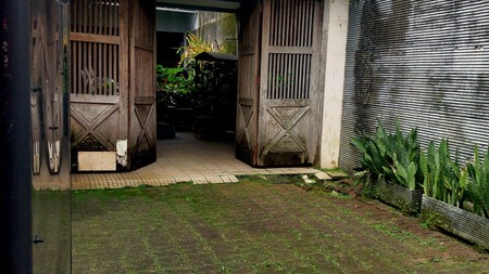 Dijual Rumah 2 Lt. Siap Huni Di Daerah Rempoa, Tangsel