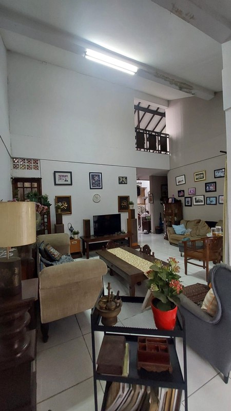 Dijual Rumah 2 Lt. Siap Huni Di Daerah Rempoa, Tangsel