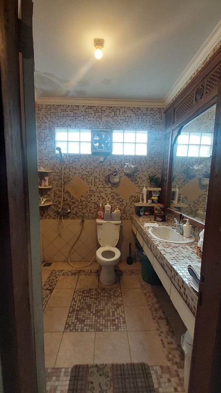 Dijual Rumah 2 Lt. Siap Huni Di Daerah Rempoa, Tangsel