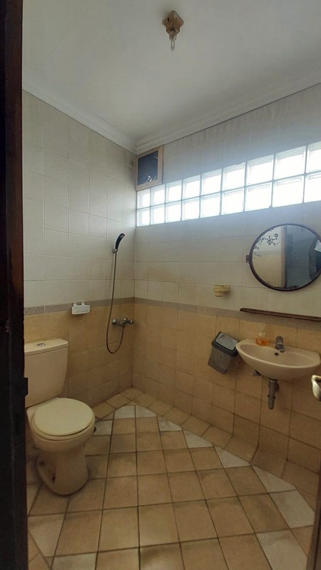 Dijual Rumah 2 Lt. Siap Huni Di Daerah Rempoa, Tangsel