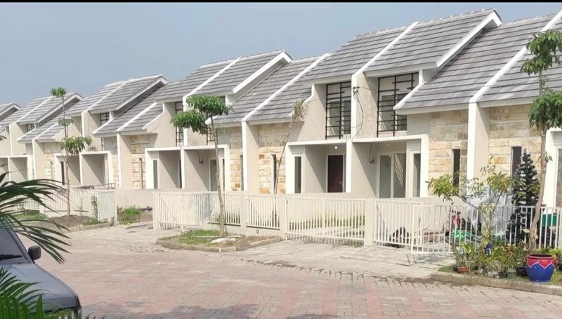 Rumah 1 Lantai Siap Huni Di Perumahan De Naila Village - Driyorejo, Gresik