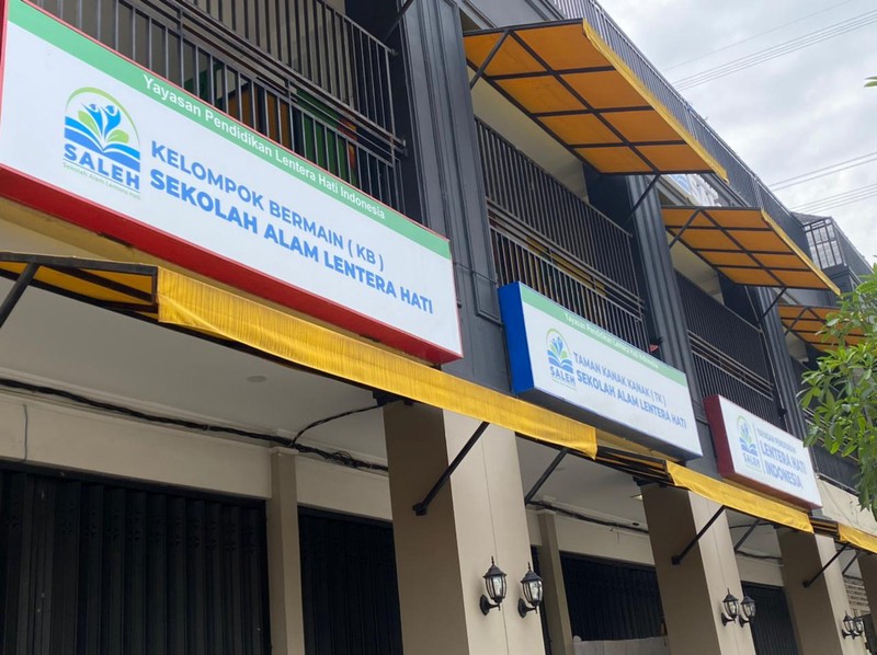 Rumah 1 Lantai Siap Huni Cluster Terdepan Di Perumahan De Naila Village - Driyorejo, Gresik