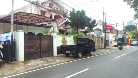 Rumah Strategis Lokasi Ramai Usaha, Cocok Untuk Kantor, Di Tebet Dekat Jl. MT Haryono