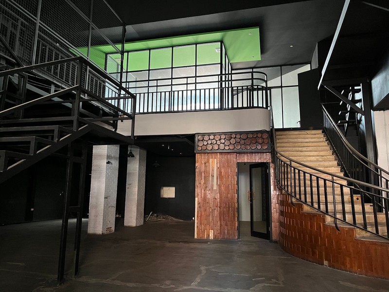 Ruang Usahsa di Mainroad Cihampelas Bandung - Lokasi Sangat Strategis