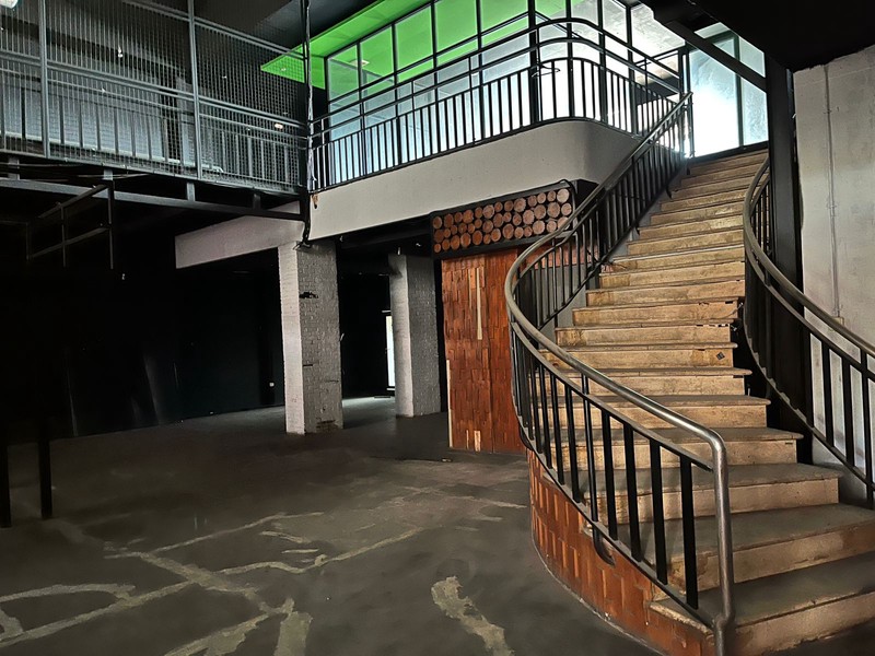 Ruang Usahsa di Mainroad Cihampelas Bandung - Lokasi Sangat Strategis